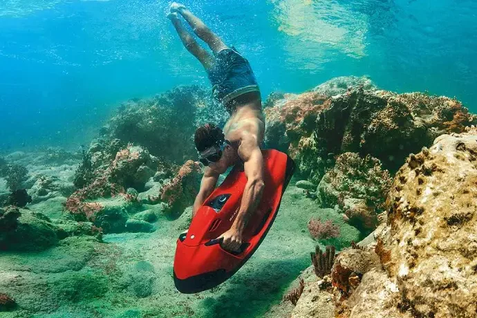 Ibiboat_buceo con toy de agua